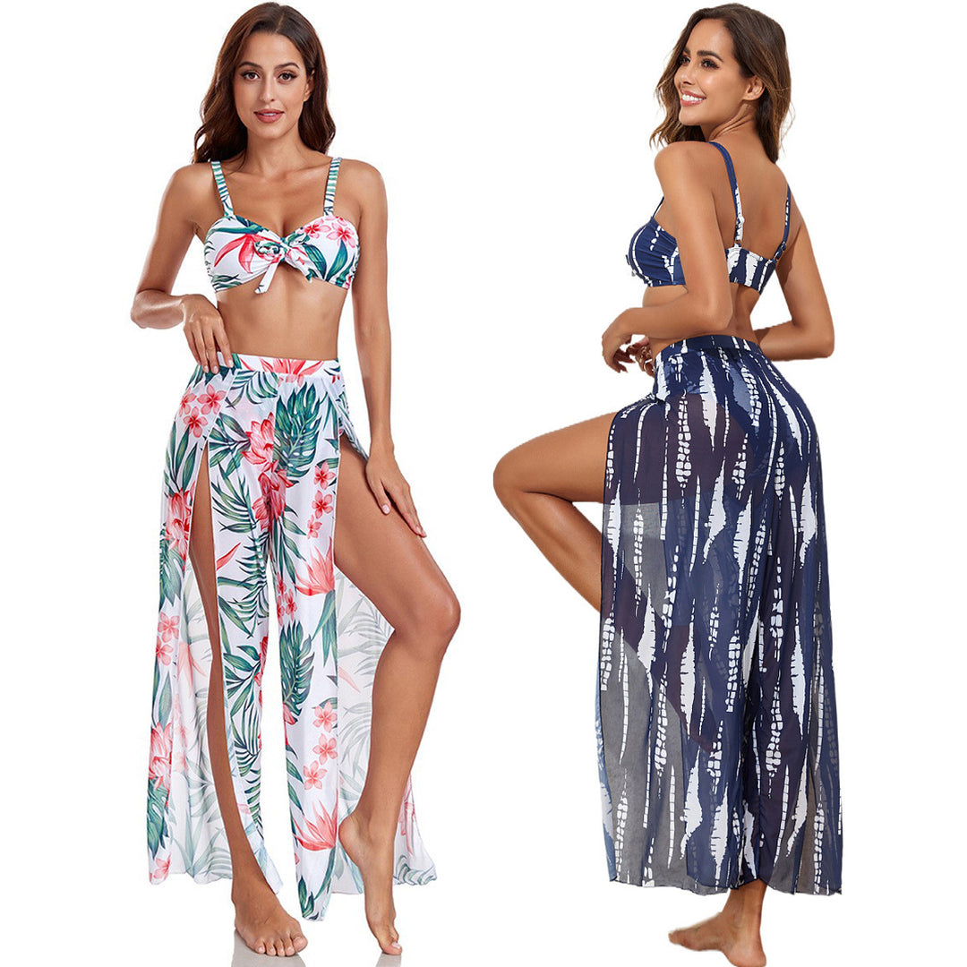 Women's bikini set with floral random pattern and matching wrap skirt Mune Fashion