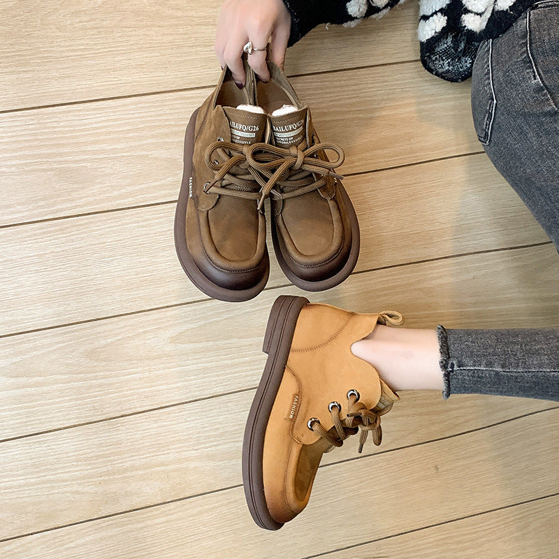 Ladies fashionable lace-up ankle boots in moccasin look with soft suede inner lining and shock-absorbing lightweight sole Mune Fashion