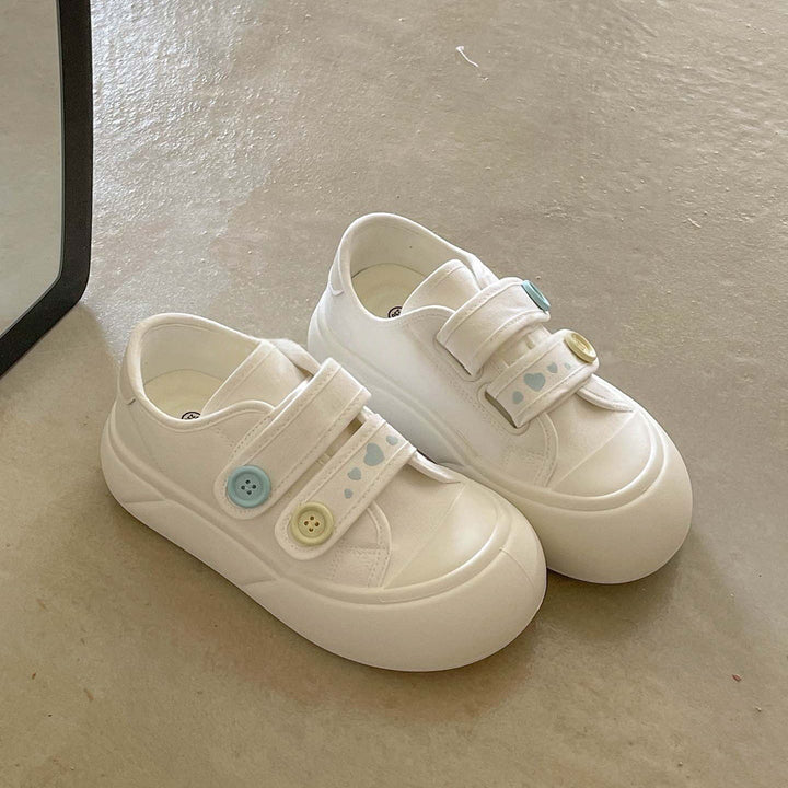 Women comfortable and playful sneakers with Velcro from Mune Fashion