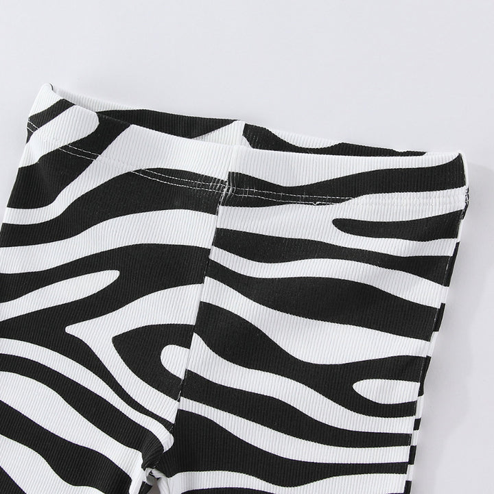 Girls flared leggings with exciting zebra pattern Mune Fashion