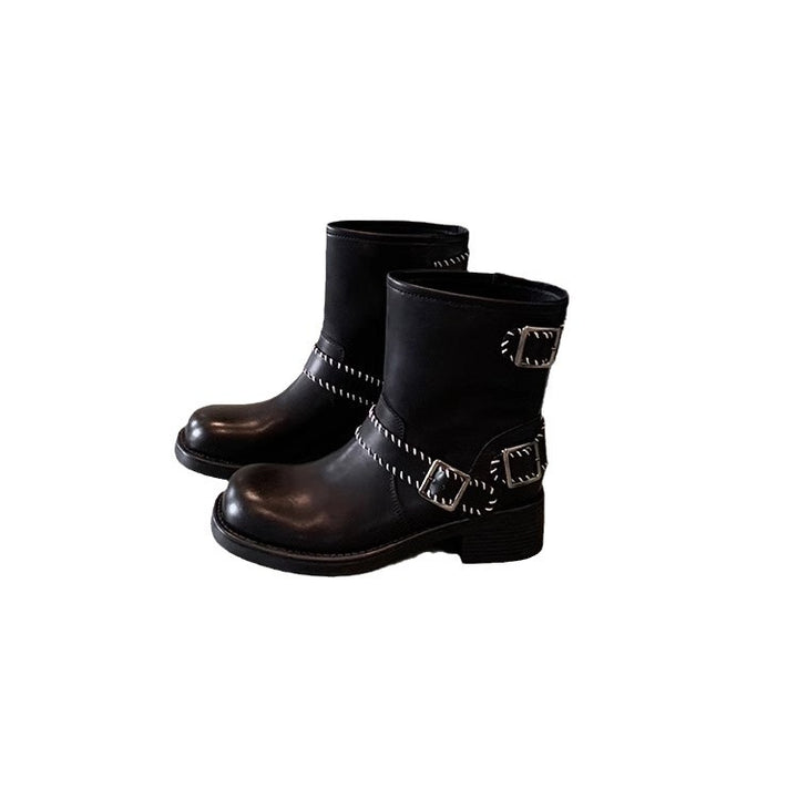 Women's biker ankle boots made of smooth leather with decorative stitching, double straps and durable tread sole Mune Fashion