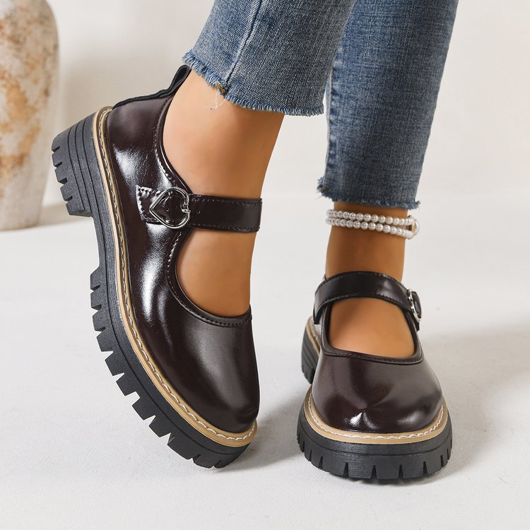 Damen Riemchen‑Slipper im Mary‑Jane‑Stil mit grober Profilsohle und Herzschließe Mune Fashion