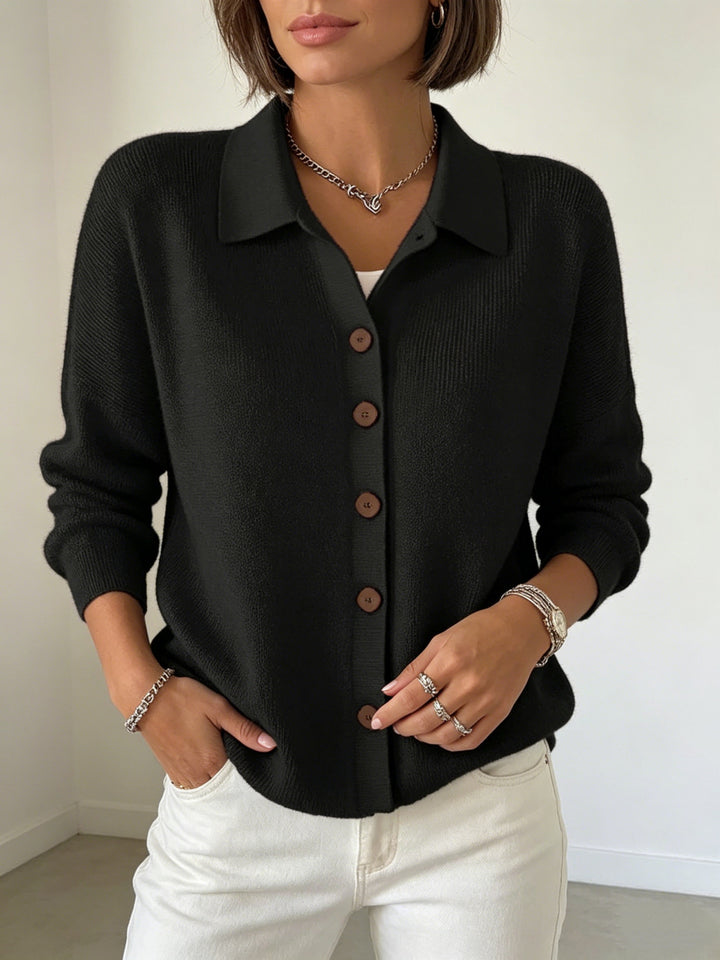 Women's fine knit cardigan with shirt collar, relaxed silhouette, and wooden buttons Mune Fashion