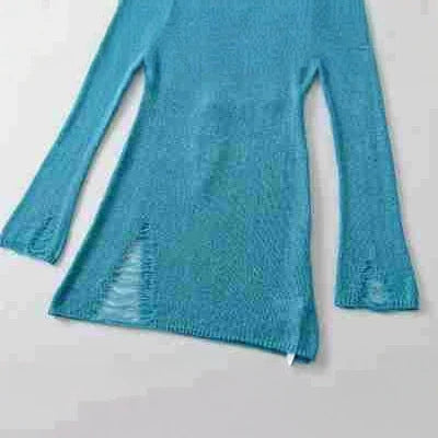 Women's fine knit tunic with bateau neckline, figure-hugging and bell sleeves Mune Fashion