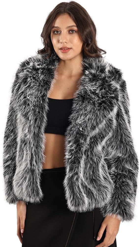 Ladies short jacket made of dense artificial fur with generous shawl collar Mune Fashion