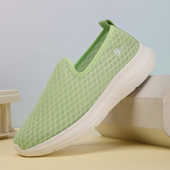 Women's ultra-lightweight knit slip-on shoe with seamless upper material, cushioned comfort sole, and flexible outsole Mune Fashion