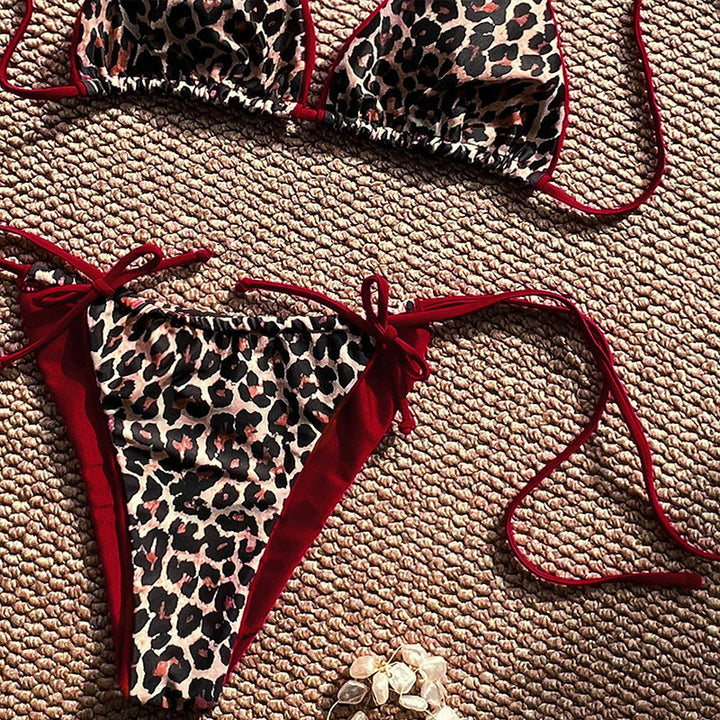 Women's triangle bikini with detailed tropical motif and adjustable ties Mune Fashion