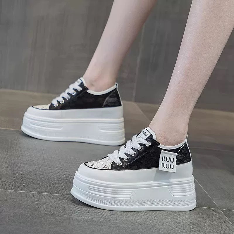 Women's Chunky Platform Sneakers with Breathable Mesh Upper and Stylish Lacing Mune Fashion