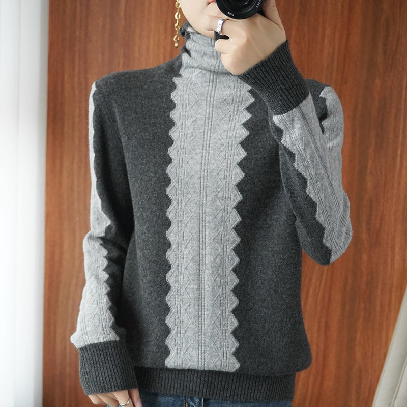 Women’s premium turtleneck sweater made of fine knit with centered lace cable structure Mune Fashion