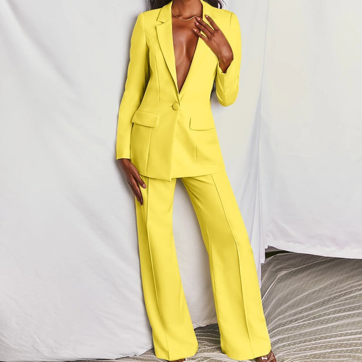 Women's tailored pantsuit with deep lapel, single-button closure, and palazzo pants Mune Fashion
