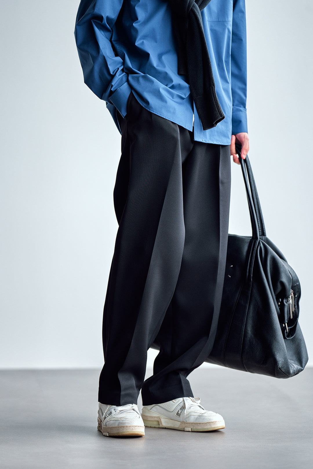 Men's Wide Chino Trousers with Pleats and Loose Fit Mune Fashion