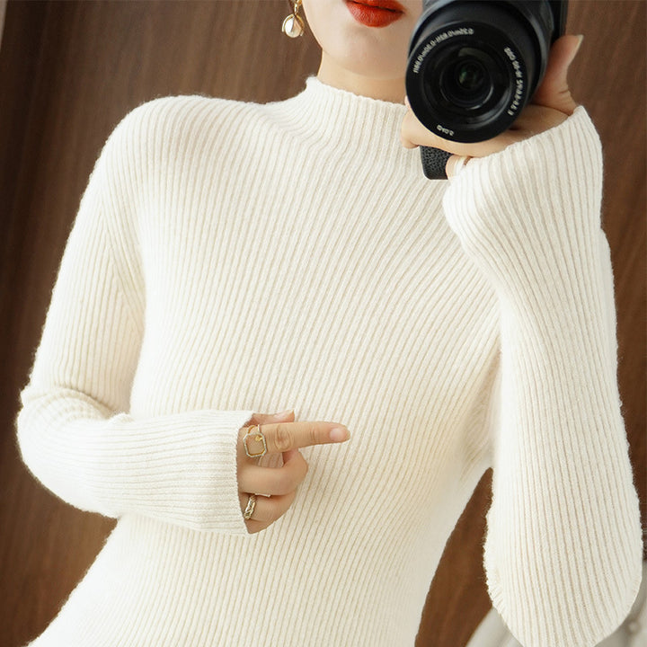 Women's Body-Hugging Ribbed Knit Turtleneck Sweater with Stretch Effect Mune Fashion