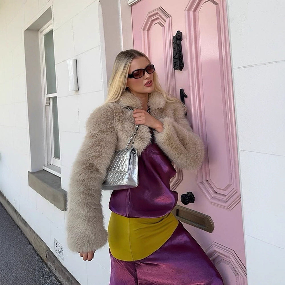Women Short Cut Luxurious Faux Fur Jacket with Voluminous Sleeves and Lapel Collar Mune Fashion
