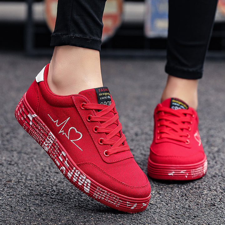 Women's nan canvas sneakers with decorative printed platform sole and heart line embroidery Mune Fashion