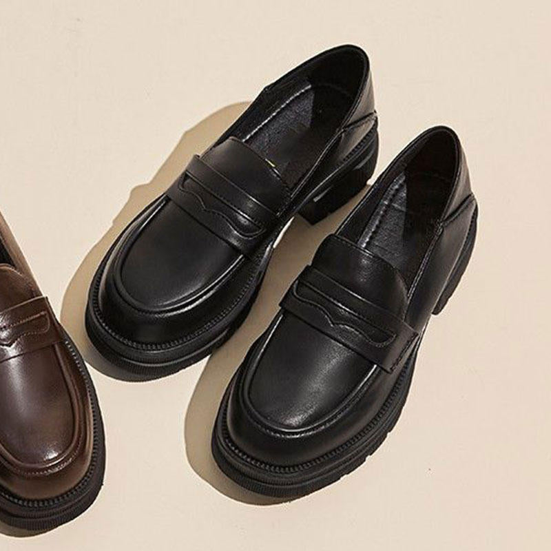 Ladies Elegant and Comfortable Loafers made of High-Quality Leather Mune Fashion