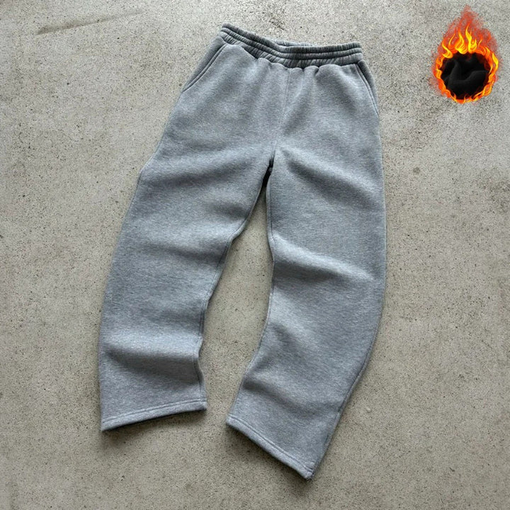 Unisex non-padded sweatpants with elastic comfort waistband, straight leg and side pockets Mune Fashion