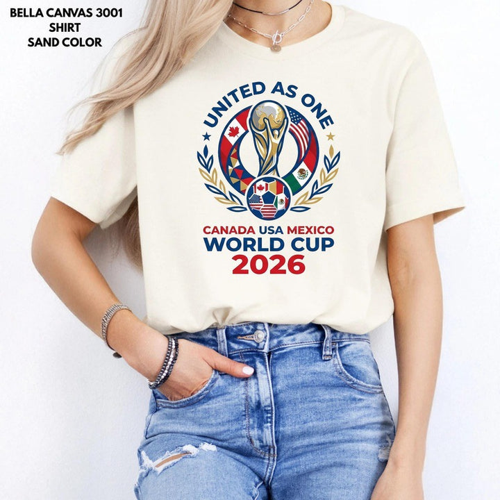 Women's casual fan t-shirt with large-format football World Cup emblem and oversized fit Mune Fashion