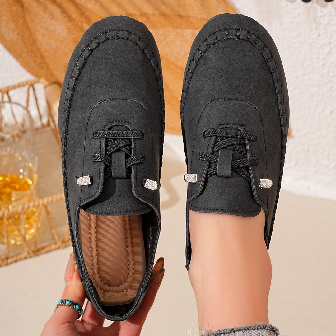 Women Comfortable Moccasins with Fashionable Lacing Design Mune Fashion