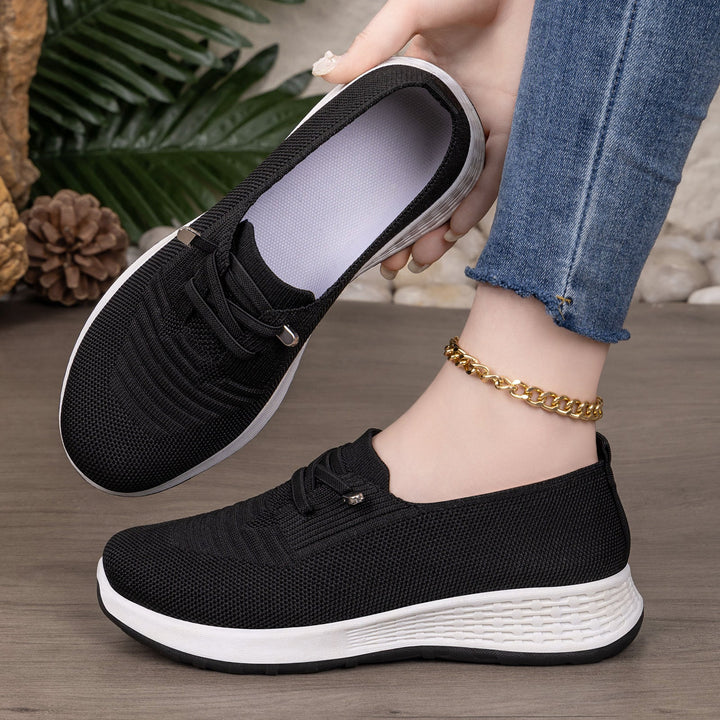 Women Breathable Slip-On Sneakers with Cushioning Sole Mune Fashion