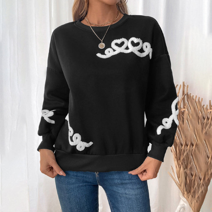 Women's Oversized Sweatshirt with Chenille Heart Applique and Ribbed Hem Mune Fashion