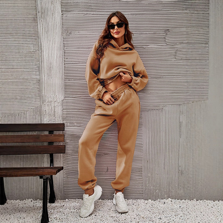 Women's Nan Cropped Hoodie Set with High Elastic Waistband and Casual Jogging Pants Mune Fashion