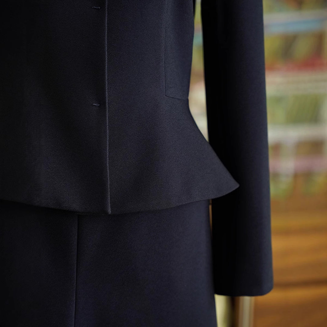 Women Elegant Blazer and Skirt Set Mune Fashion