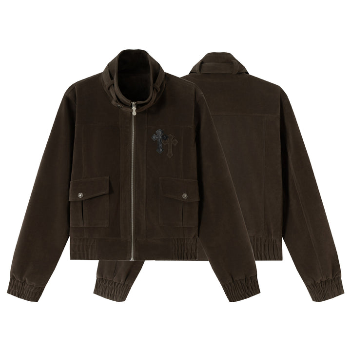 Men's short jacket in suede look with funnel collar, cargo patch pockets and decorative cross application Mune Fashion