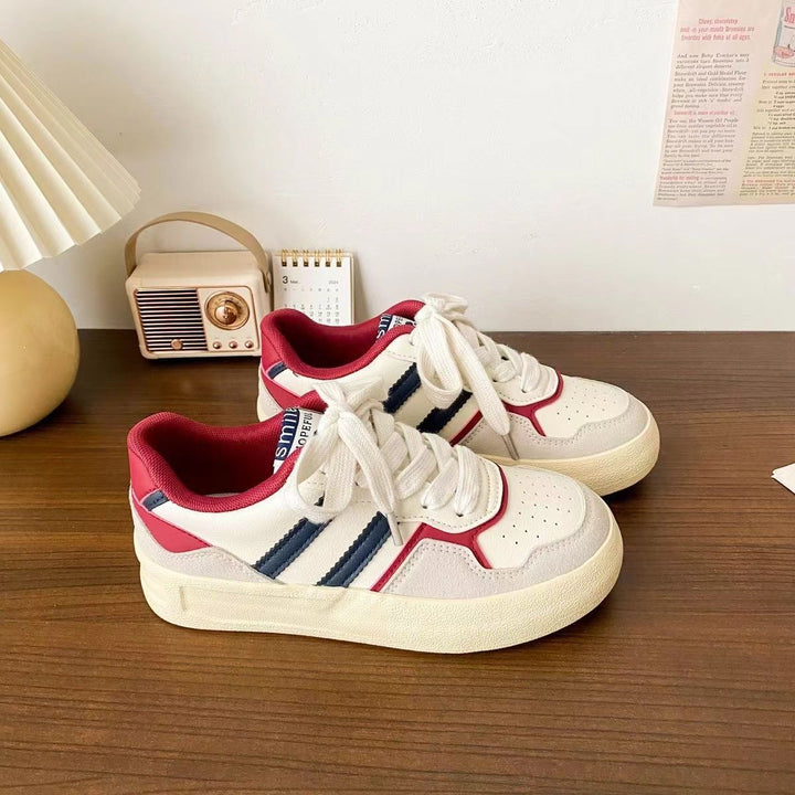 Women's Sporty Sneakers with Reflective Details Mune Fashion