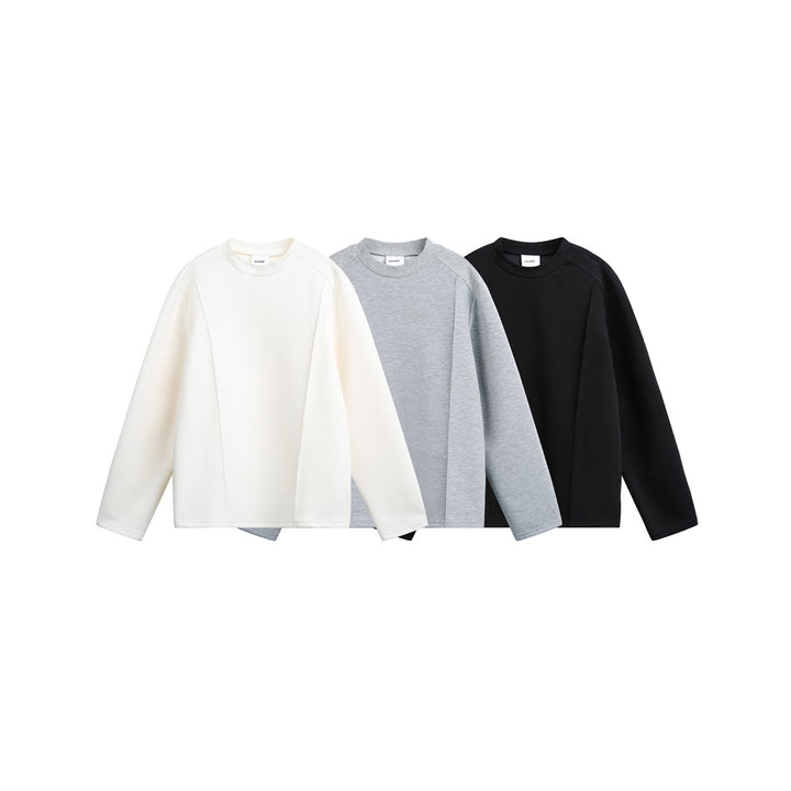 Unisex Oversized Sweatshirt with raglan sleeves and minimalist dividing seams Mune Fashion