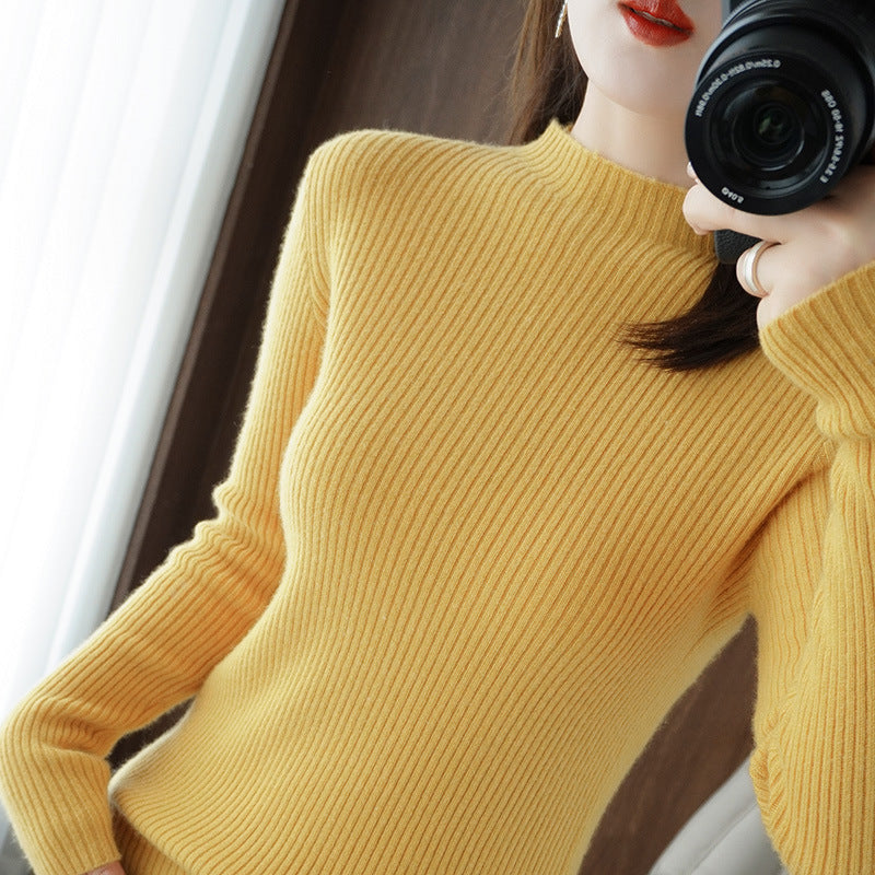 Women's luxury fine-knit pullover with narrow rib structure and short stand-up collar Mune Fashion