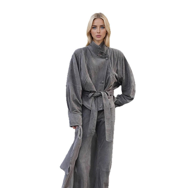 Women's short jacket made of faux suede with a high stand-up collar, waist belt, and boxy oversized silhouette Mune Fashion