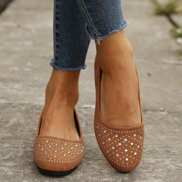 Women's flat ballerina slippers made of imitation suede with rhinestone appliqué and padded comfort insole Mune Fashion