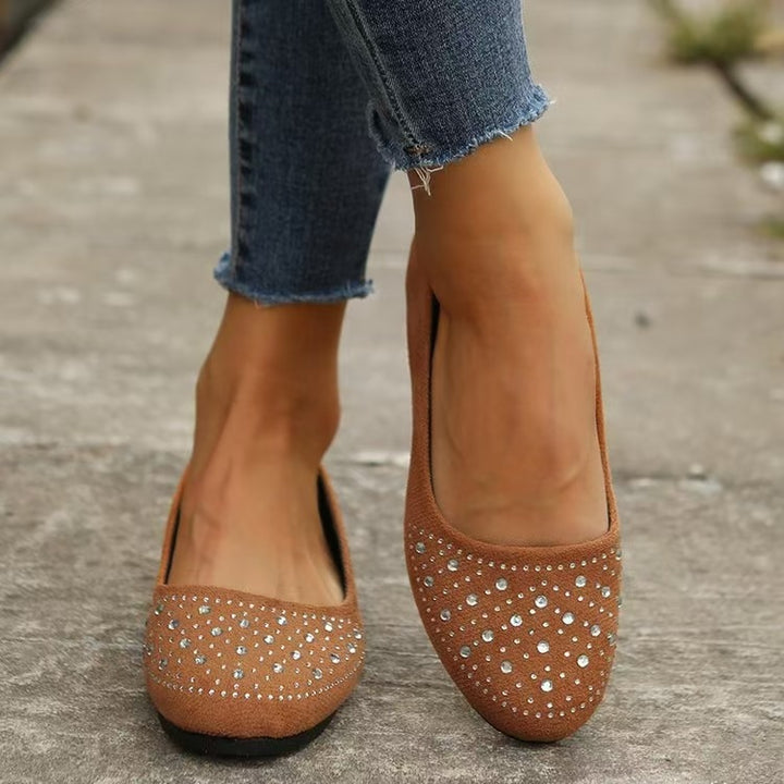 Women's flat ballerina slippers made of imitation suede with rhinestone appliqué and padded comfort insole Mune Fashion