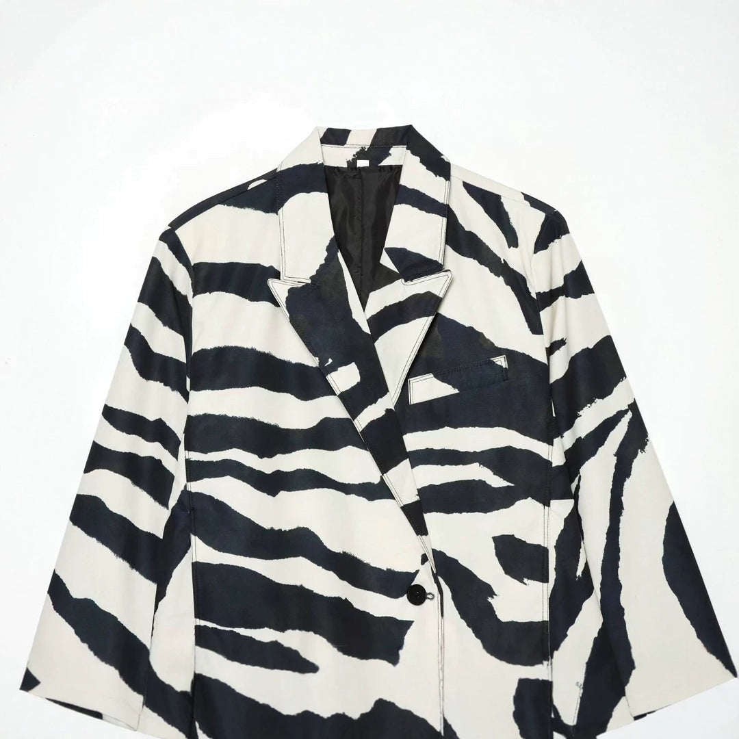 Women's Oversize Blazer with Zebra Print, One Button Closure and Flap Pockets Mune Fashion