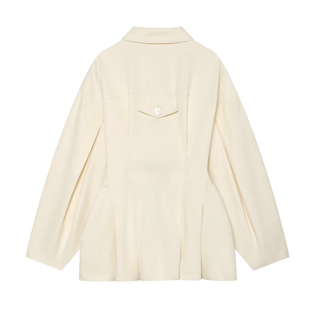 Women's Boxy Short Jacket in Utility Look with Oversized Flap Pockets Mune Fashion
