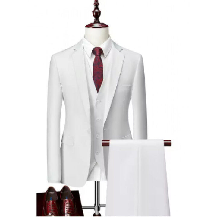 Men's tailored lightweight summer three-piece suit made of microfiber with slim lapels Mune Fashion