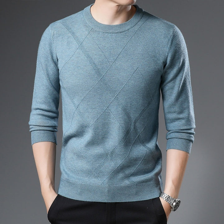 Men's fine knit sweater with round neck, diamond pattern, and fitted silhouette Mune Fashion