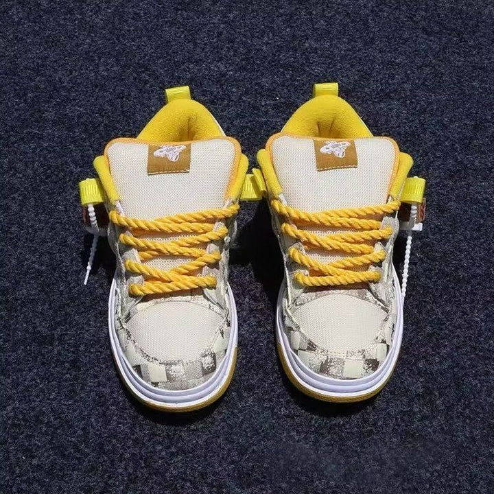 Women's urban sneakers with innovative lacing and extra cushioning sole Mune Fashion