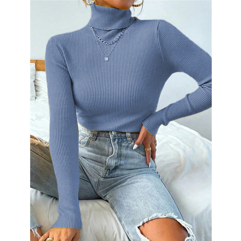 Women's Elegant Turtleneck Sweater with Fine Ribbed Texture Mune