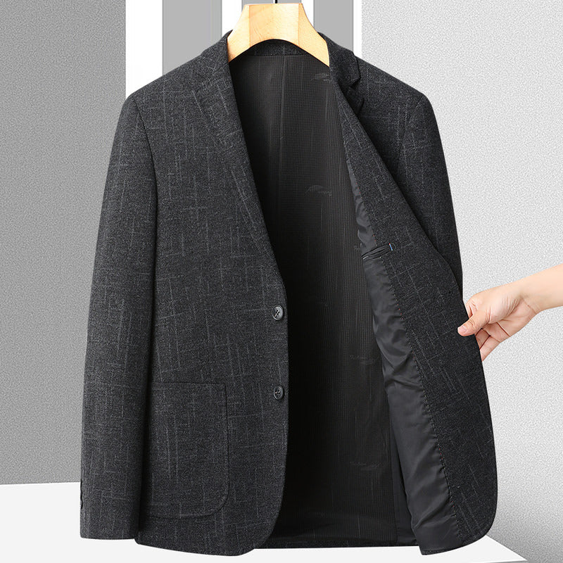 Men's modern tailored wool blend blazer in fine checked pattern with patch pockets Mune Fashion