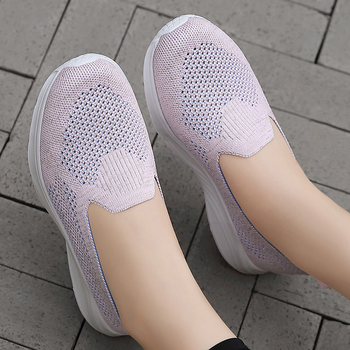 Women's seamless sock sneaker with memory foam insole and flexible lightweight sole Mune Fashion