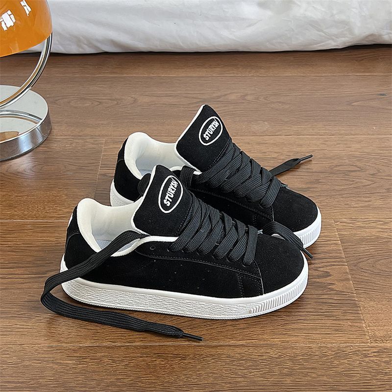 Women's Sporty Sneakers with Soft Suede Upper and Durable Rubber Sole Mune Fashion