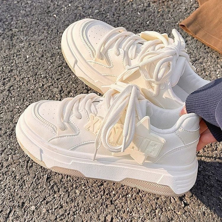 Women's Chunky Sneaker with Thick Sole and Breathable Upper Material Mune Fashion
