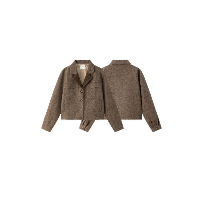 Ladies short cut boxy shirt jacket made of wool blend with lapel collar and patch breast pockets Mune Fashion