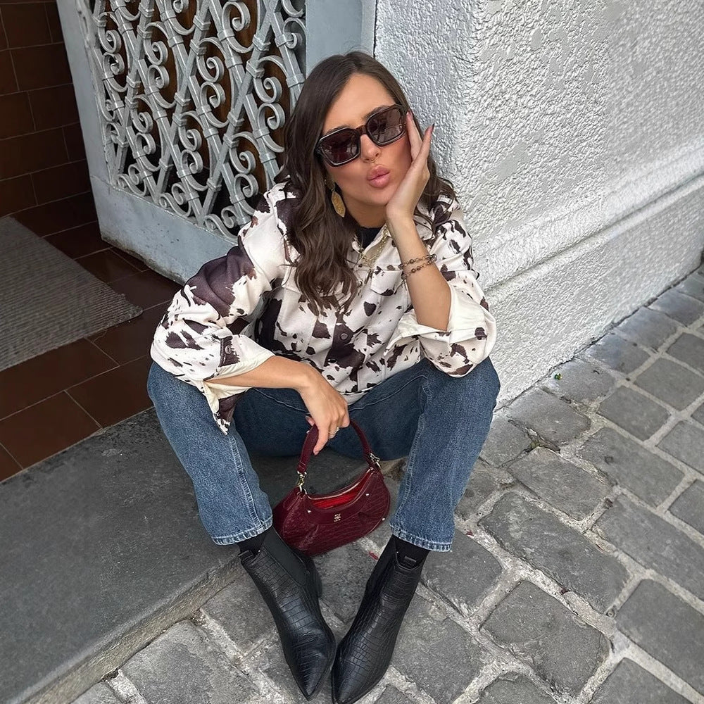 Women's Short-Cut Overshirt Jacket with Cow Spot Fur Look and Chest Pockets Mune Fashion