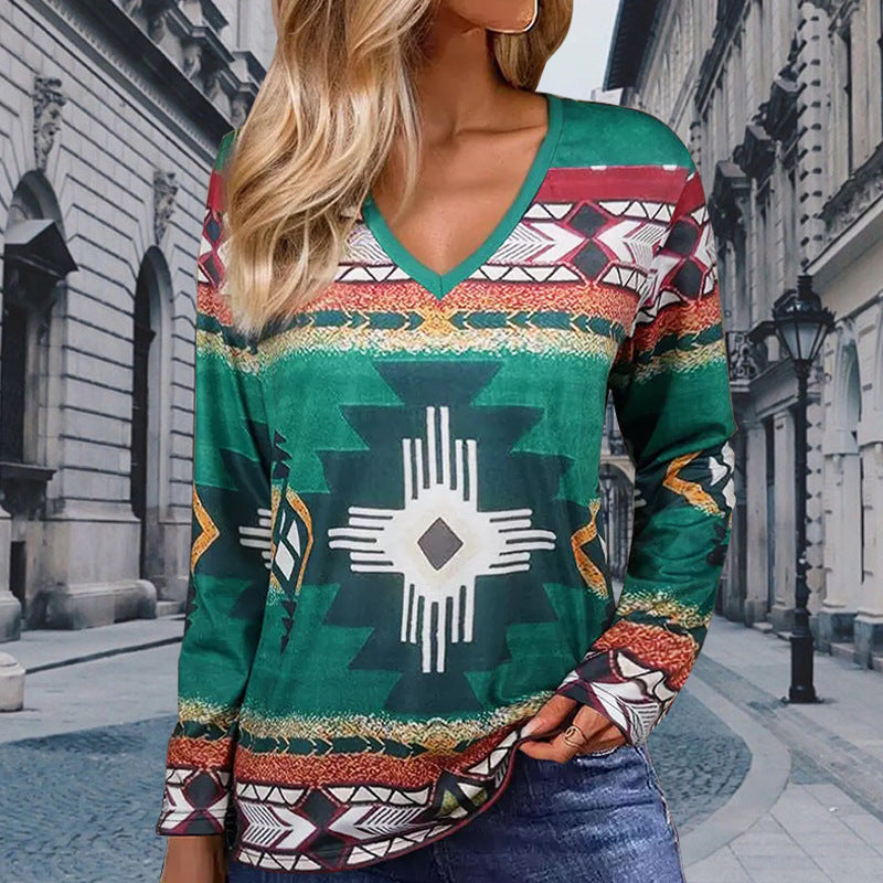 Women's long sleeve shirt with V-neck and graphic ethnic print casual fit Mune Fashion