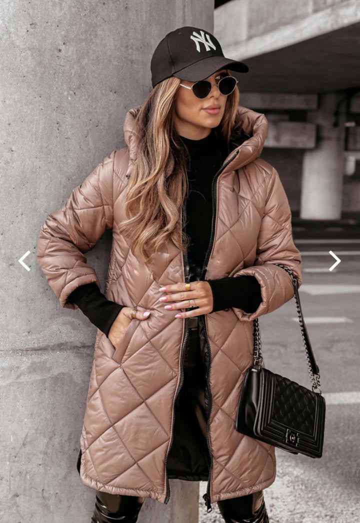 Women's Casual Quilted Jacket with Hood and Practical Pockets Mune