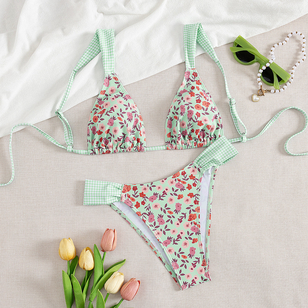 Women's triangle bikini with floral design and adjustable straps Mune Fashion