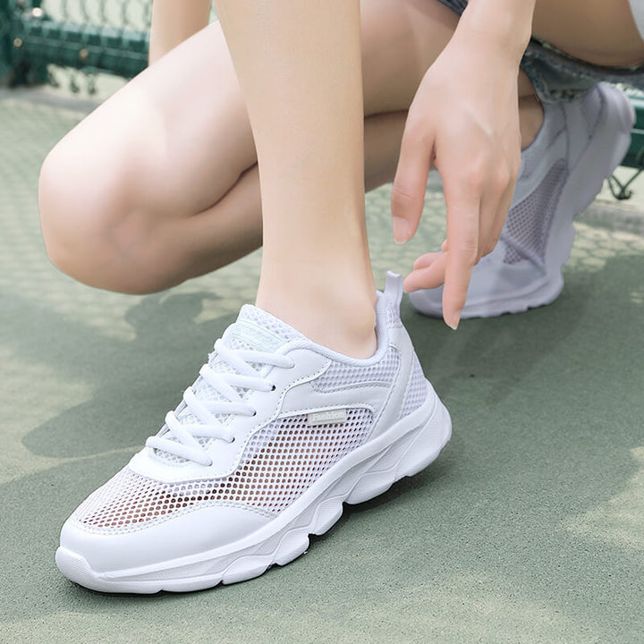 Women nan lightweight everyday and travel sneakers with airy mesh structure, cushioning lightweight sole and heel loop Mune Fashion