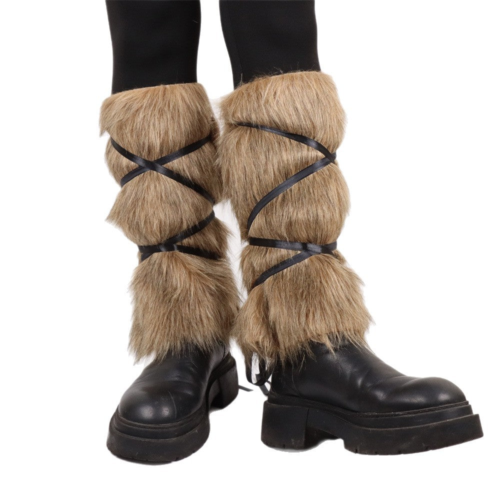 Ladies high-pile leg warmers with faux fur look and wrap straps Mune Fashion